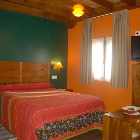 Apartamentos Rurales Les Martes Felechosa Room photo